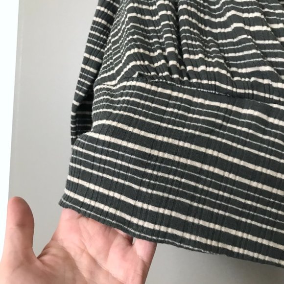 Modcloth Pair with Care Crop Top in gray/green and ivory stripe - Size M - Picture 9 of 9